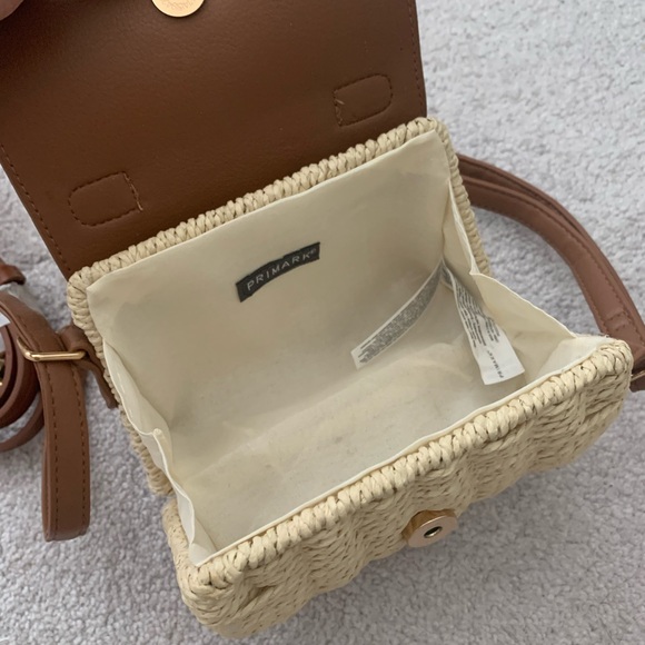 Small Wicker Purse - Picture 2 of 2